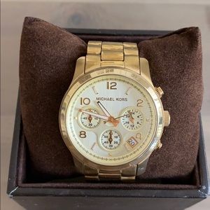 MICHAEL KORS Women's MK5055 - Runway Watch